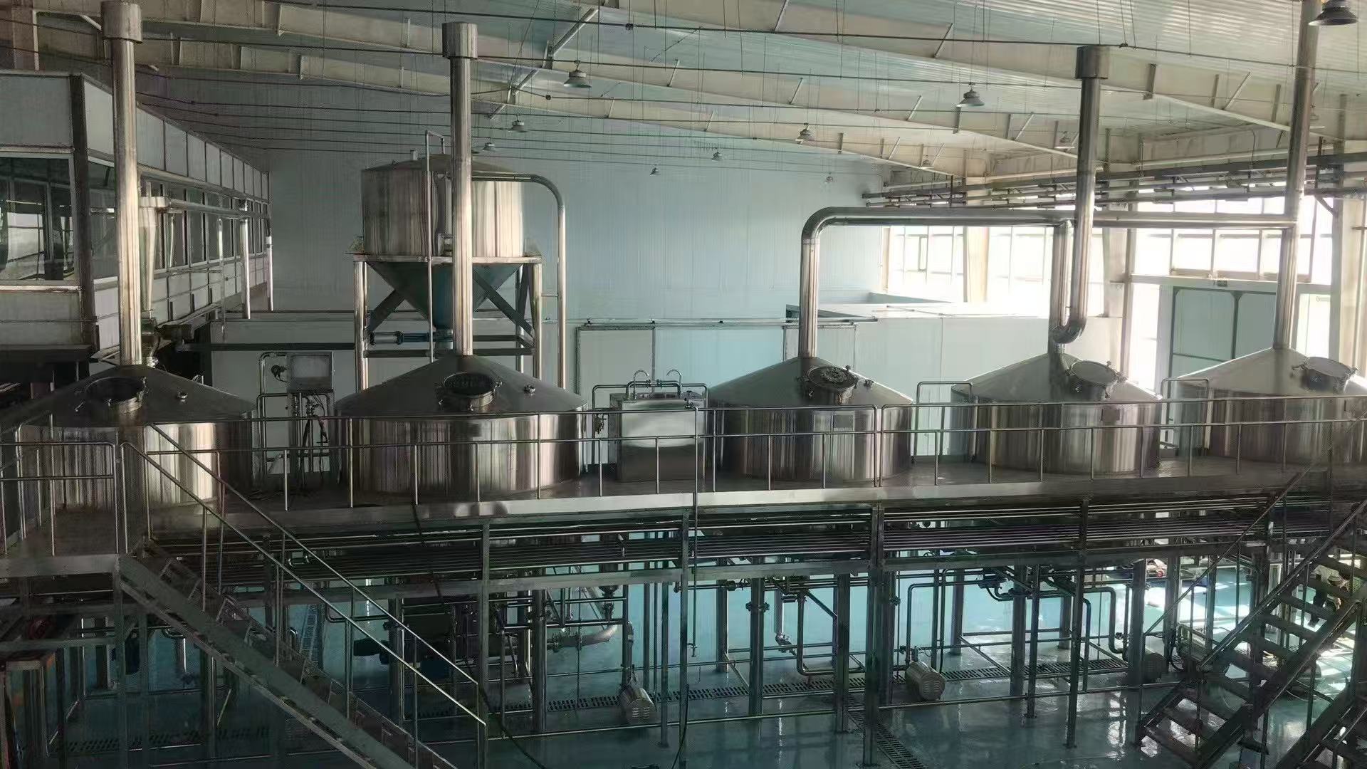 鸡东精酿啤酒设备厂—精酿啤酒设备主要生产工艺与核心技术